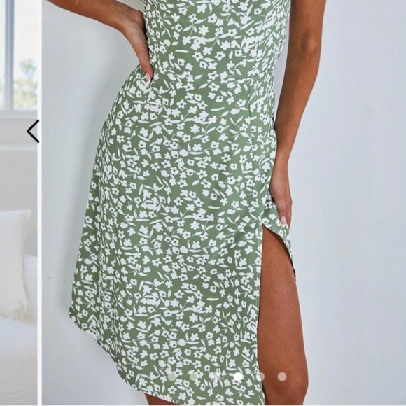 NWT Esther & Co. Dress - Picture 3 of 3